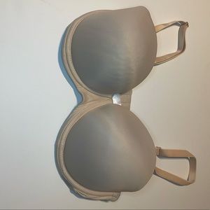 Nude strapless Bra